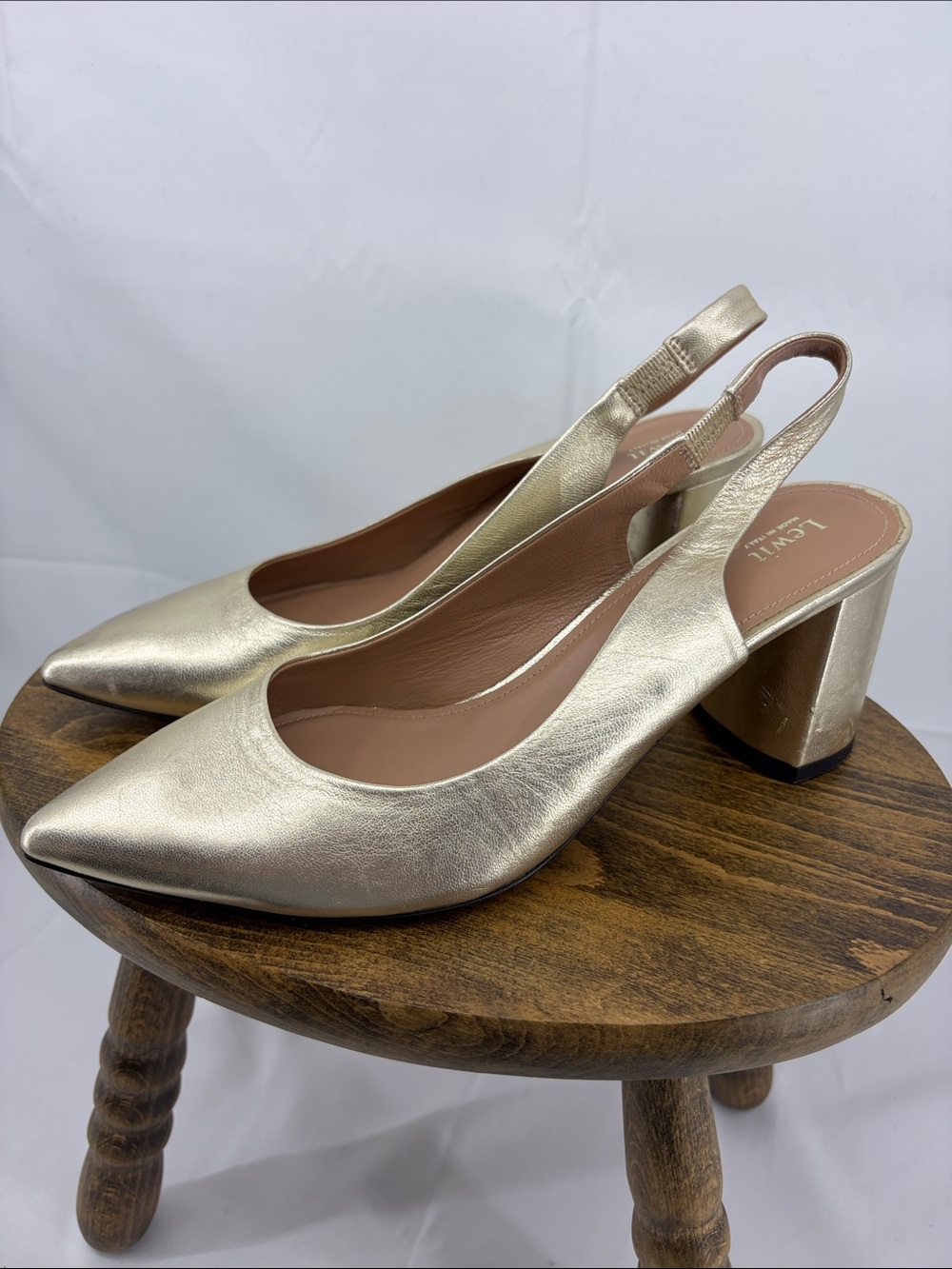 Lewit Womens Platino Leather Metallic Gold Pointed Slingback Block Heels, sz 39